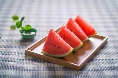 白天梦见吃蜜瓜,揭秘白天梦见吃蜜瓜的神秘寓意