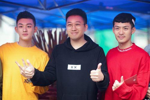 白鹿说吃瓜,揭秘娱乐圈的甜蜜与苦涩
